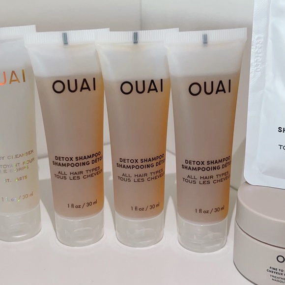 OUAI St. Barts Gentle Body Cleanser Wash & Detox Shampoo Mini Set - Picture 3 of 5